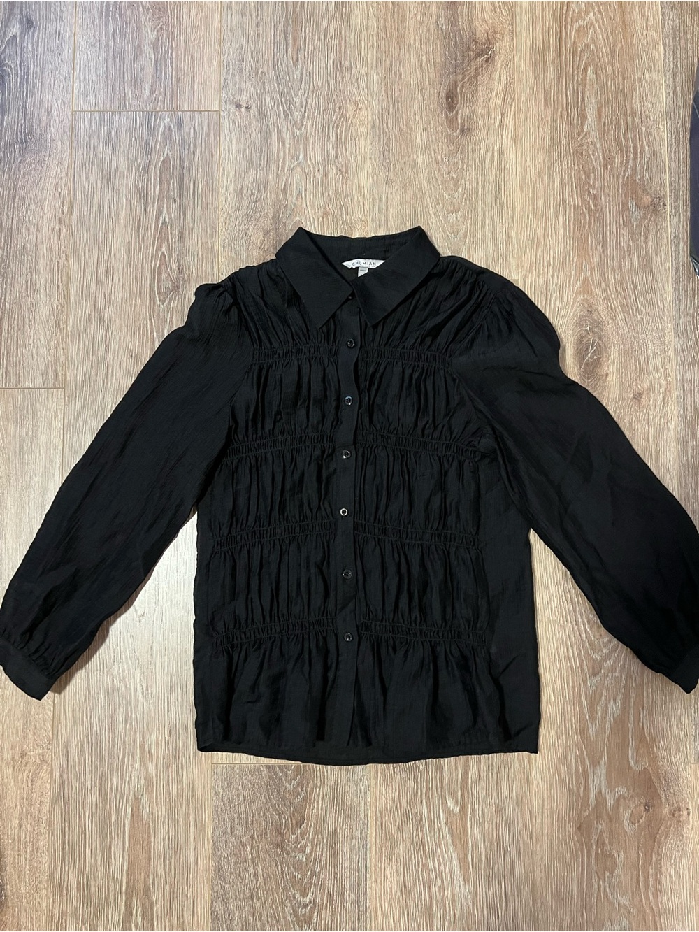 chumian (chinese brand) smocked black top